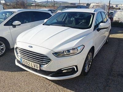 Usado Ford Mondeo Titanium 187 CV (137 kW) 2021 Blanco Familiar