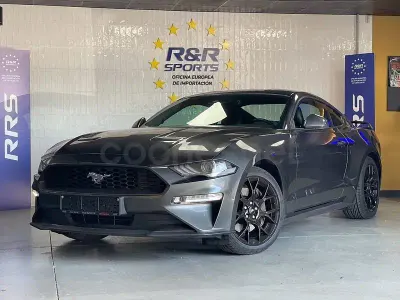 Usado Ford Mustang 290 CV (213 kW) 2018 Gris / plata Coupe