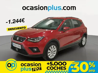 Usado Seat Arona Ecomotive 115 CV (84 kW) 2018 Rojo SUV