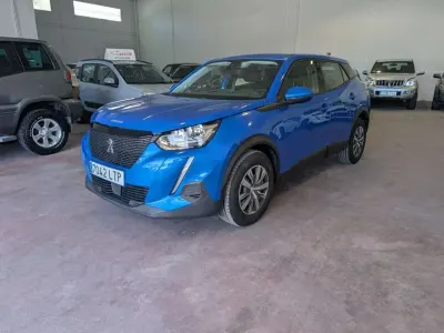Usado Peugeot 2008 Active 110 CV (80 kW) 2021 Azul SUV