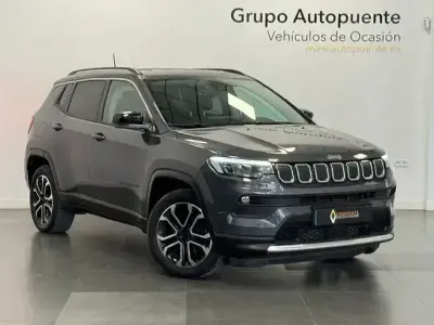 Usado Jeep Compass Limited 130 CV (95 kW) 2021 Gris SUV