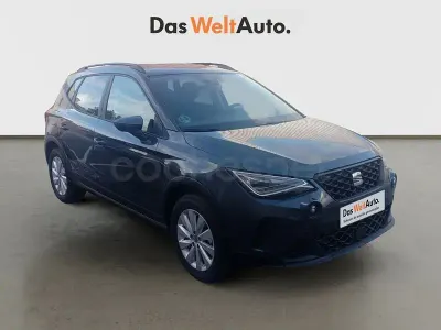 Usado Seat Arona Style 115 CV (84 kW) 2025 Gris / plata SUV