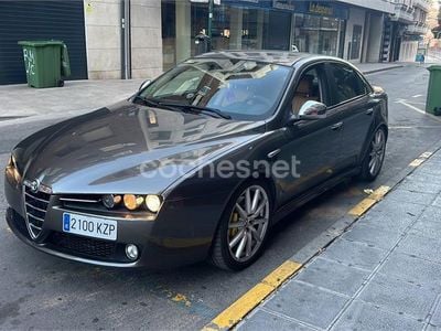Usado Alfa Romeo 159 Ti 260 CV (191 kW) 2008 Granate Berlina