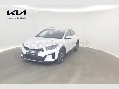 Usado Kia XCeed 101 CV (74 kW) 2025 Blanco SUV