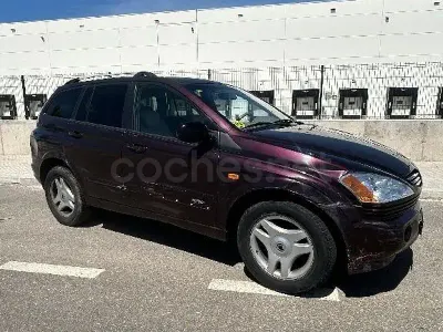 Usado SsangYong Kyron Limited 141 CV (103 kW) 2006 Granate SUV