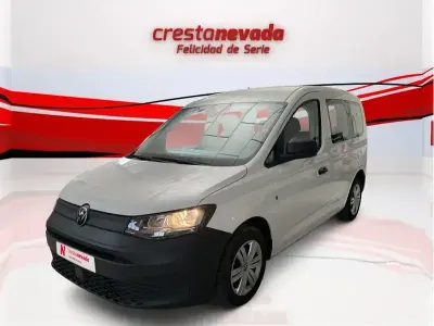 Usado VW Caddy 102 CV (75 kW) 2023 Blanco Monovolumen