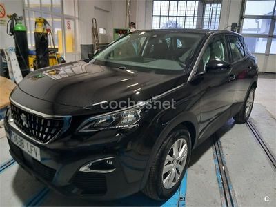 Usado Peugeot 3008 Style 130 CV (95 kW) 2020 Negro SUV