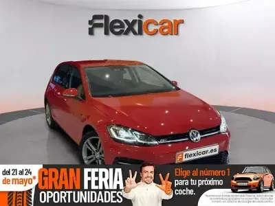 Usado VW Golf VII Sport 150 HP (110 kW) 2020 Vermelho Sedan