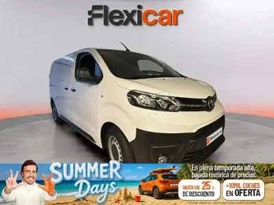 Usado Toyota Proace Plus 120 CV (88 kW) 2023 Blanco Monovolumen