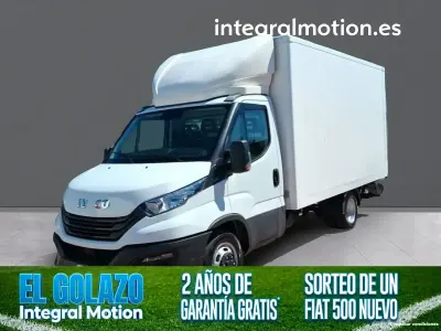 Usado Iveco Daily 156 CV (114 kW) 2023 Blanco Van