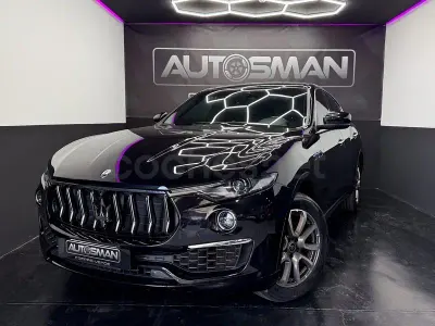 Usado Maserati Levante 330 CV (242 kW) 2021 Negro SUV