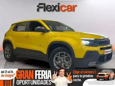 Begagnad Jeep Avenger Longitude 100 HK (73 kW) 2023 Gul SUV