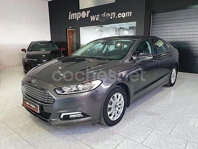 Usado Ford Mondeo Business Edition 150 CV (110 kW) 2018 Gris / plata Berlina