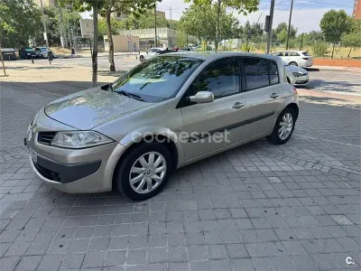 Usado Renault Mégane III Business 105 CV (77 kW) 2008 Beige Berlina