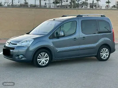 Usado Citroën Berlingo 110 CV (80 kW) 2012 Gris Monovolumen