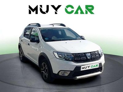 Usado Dacia Sandero Essentiel 101 HP (74 kW) 2020 Branco Citadino