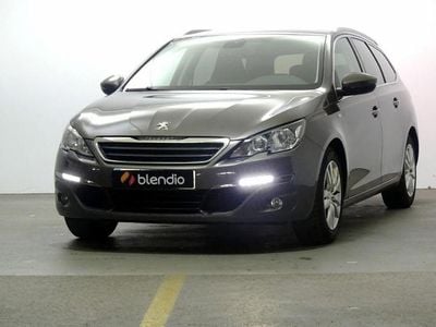 Usado Peugeot 308 Allure 130 CV (95 kW) 2015 Marrón Familiar