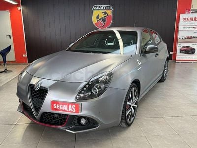 Usado Alfa Romeo Giulietta Sprint 175 CV (128 kW) 2017 Gris / plata Utilitario