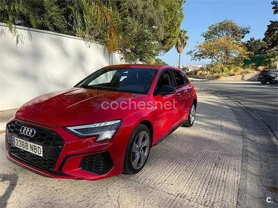 Rojo Usado 2022 Audi A3 Sportback e-tron S-Line Utilitario | 30.900 € (Caro)
