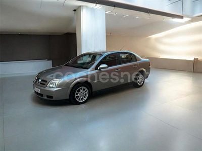 Beige Usado 2004 Opel Vectra Comfort Berlina | 3200 € (Precio justo)