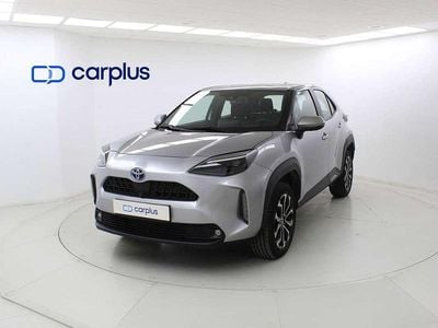 Usado Toyota Yaris Cross 116 CV (85 kW) 2022 Gris SUV