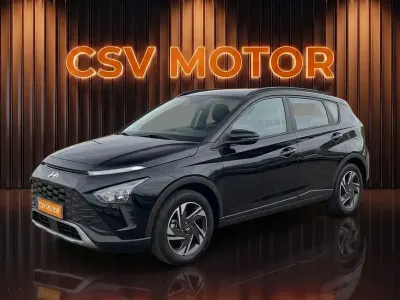 Usado Hyundai Bayon 101 CV (74 kW) 2023 Negro SUV