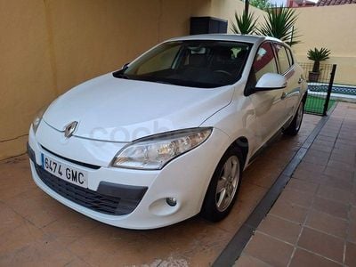 Usado Renault Mégane Dynamique 110 CV (80 kW) 2009 Blanco Berlina