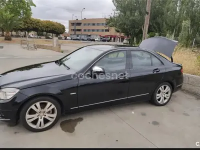 Usado Mercedes C180 Avantgarde 143 CV (105 kW) 2008 Negro Berlina