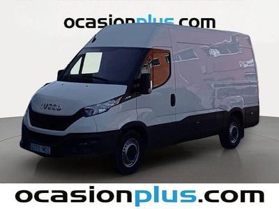 Usado Iveco Daily 156 CV (114 kW) 2023 Blanco Familiar