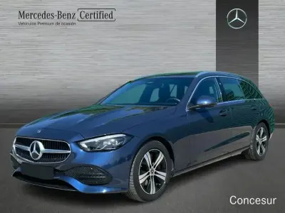 Usado Mercedes C200 163 CV (119 kW) 2025 Azul Familiar