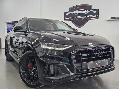 Usado Audi Q8 S-Line 340 CV (250 kW) 2021 Negro SUV