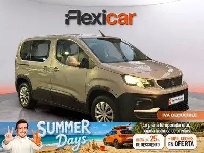 Usado Peugeot Rifter Active 100 CV (73 kW) 2021 Beige Monovolumen