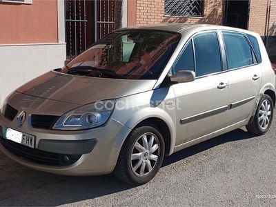 Beige Usado 2006 Renault Scénic II Dynamique Monovolumen | 2900 € (Precio justo)