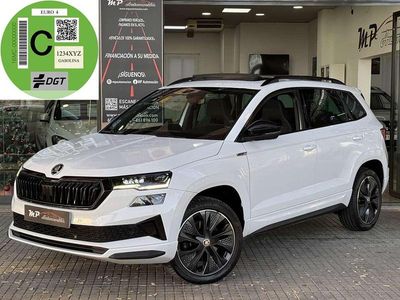 Blanco Usado 2022 Skoda Karoq SportLine SUV | 19.990 € (Precio justo)