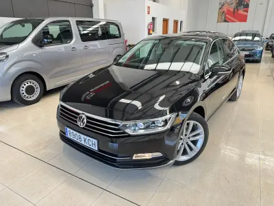 Usado VW Passat Sportline 150 CV (110 kW) 2017 Negro Berlina
