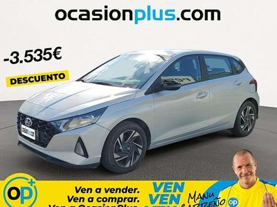 Usado Hyundai i20 101 CV (74 kW) 2022 Plateado Utilitario