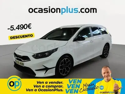 Usado Kia Ceed Style 100 CV (73 kW) 2025 Blanco Utilitario