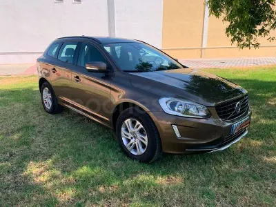 Usado Volvo XC60 Summum 150 CV (110 kW) 2016 Marrón SUV