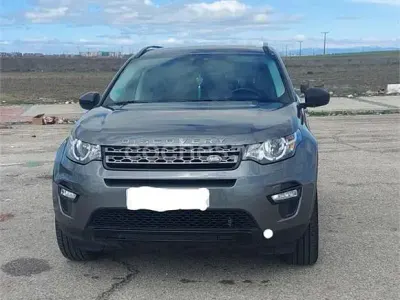 Usado Land Rover Discovery Sport HSE 150 CV (110 kW) 2016 Gris / plata SUV