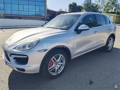 Usado Porsche Cayenne Turbo 500 CV (367 kW) 2013 Gris / plata SUV
