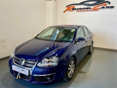 Usado VW Jetta Highline 122 CV (89 kW) 2008 Azul Berlina