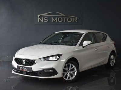 Usado Seat Leon Reference 116 CV (85 kW) 2022 Blanco Berlina