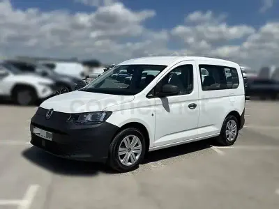 Usado VW Caddy 102 CV (75 kW) 2022 Blanco Monovolumen