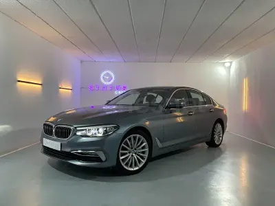 Usado BMW 530 Luxury Line 265 CV (194 kW) 2017 Gris / plata Berlina