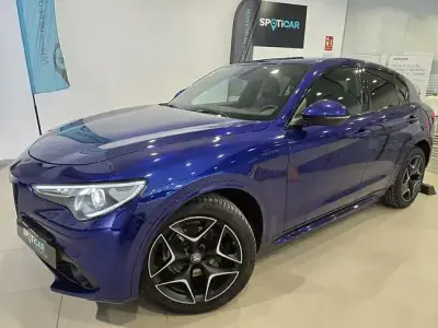 Usado Alfa Romeo Stelvio Veloce 210 CV (154 kW) 2020 Azul SUV