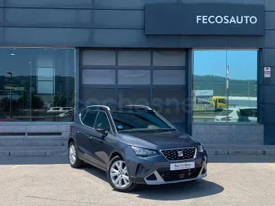 Usado Seat Arona Xperience 115 CV (84 kW) 2025 Gris / plata SUV