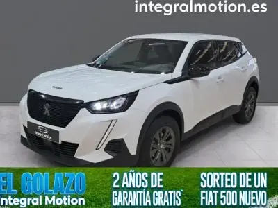 Usado Peugeot 2008 Active 110 CV (80 kW) 2022 Blanco SUV