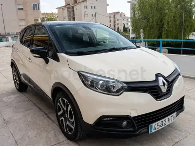 Używany Renault Captur Zen 120 KM (88 kW) 2013 Beżowy SUV