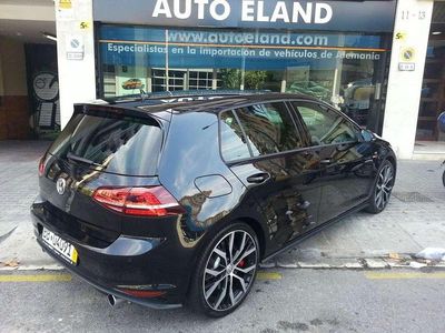 Usado VW Golf VII GTI 230 CV (169 kW) 2014 Negro Utilitario