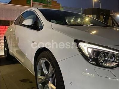 Opel Astra GTC